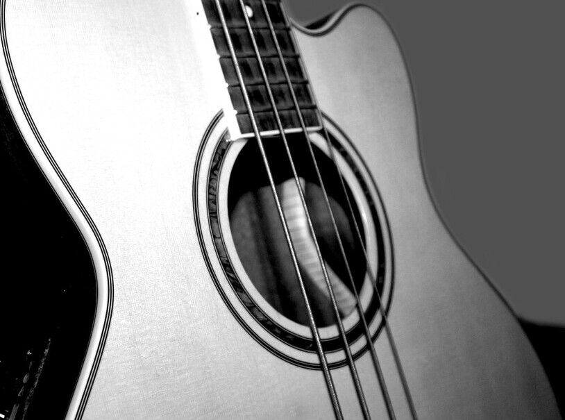 acostic bass